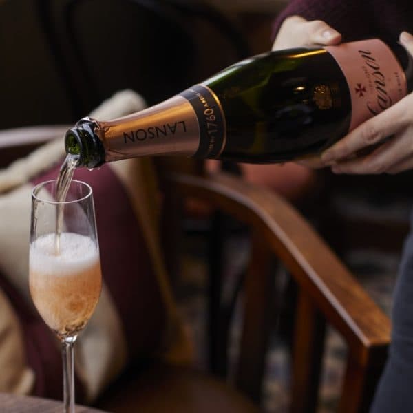 Cover Image for Enjoy Double the Fizz!